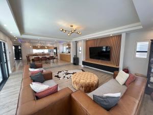 Luxurious 12 sleeper Appaloosa Villa