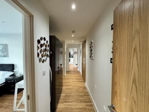 2BR Waterfront Retreat MCR