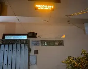 Precious life apartments - Ullāke