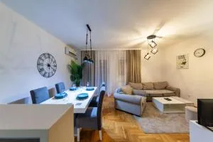 Apartment SIX - free parking - Zemun Polje