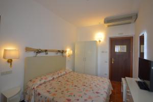 Economy Double or Twin Room room in Hotel Clelia