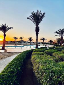 2Bedroom in west golf