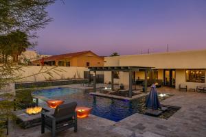 Resort Style Home Swim Up Bar Spa Firepit