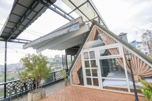 Phòng Giường Đôi/2 Giường Đơn Nhìn Ra Núi (Double or Twin Room with Mountain View)