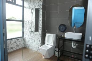 Phòng Giường Đôi Nhìn Ra Núi (Double Room with Mountain View)