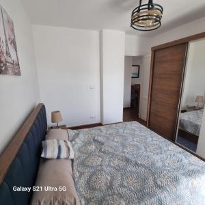 شقة غرفتين فندقية بمدينتي ڤيو جاردن مميز