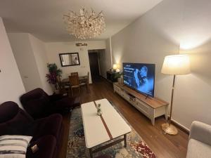 شقة غرفتين فندقية بمدينتي ڤيو جاردن مميز