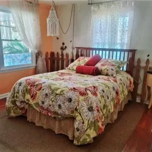 Garden Room n FREE Coffee -Tea - Deerwood