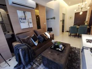 1BR Staycation at The Florence McKinley Hill BGC Taguig