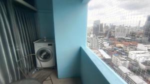 Silom room 40 sqm with 2 Queen beds for 4 persons