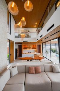 Three Bedroom Pool Villa - VIIV House by Soobali