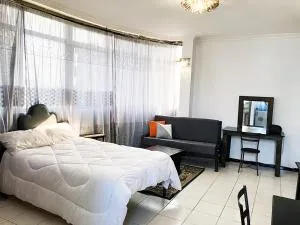 Studio Apartment Near Gazebo Square - Jemo