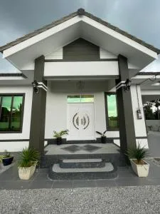 Rihays Palace Homestay Ketereh - Kampong Kok Lanas