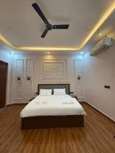 Rajpal Hotels - Pukhrāyān