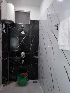 Avantika Vikram home stay