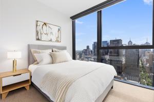 Lux Shortstay Two Bedroom at Collins House