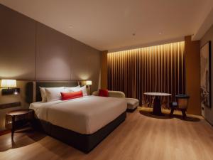 Break & Stay formerly known as BreakX Hotel
