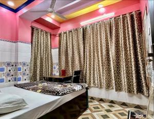 Hotel Jaipur Palace Near Red Fort