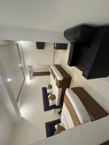 JN Guestline