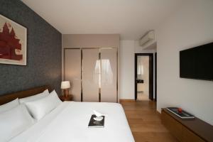 Zenity and D1Mension Apartment, 608 Võ Văn Kiệt, phường Cầu Kho, quận 1, Hồ Chí Minh