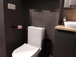 Appartements Studio La Charentaise - Logement de vacances 2 personnes vue mer : photos des chambres