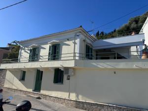 Kioni - Andrianas House