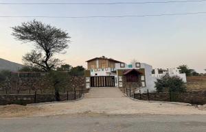 Mahua Monks -Villa Resort Udaipur