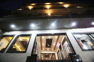 HOTEL PERIDOT Near IGI Delhi Airport