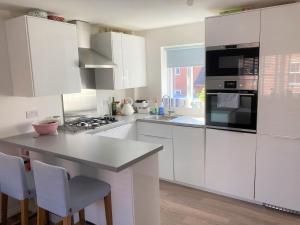 Detached Place to stay in Essex