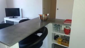 Confortable 2 pièces calme à 200 m plage wifi