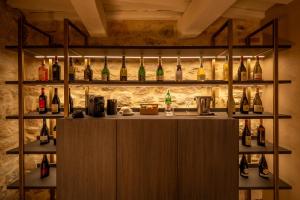 Forma Your Boutique Suite