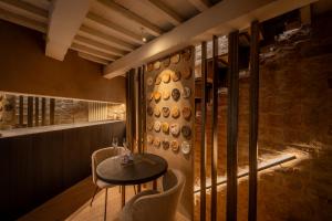 Forma Your Boutique Suite