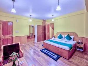 Aarnaa Cottages Manali - View of Valleys & Mountains - Near Mall Road - Chhika