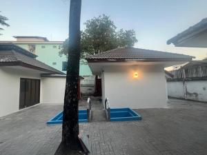 Nine Blue Garden Villa