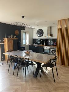Maisons de vacances Maison avec SPA et PISCINE 2 chambres : photos des chambres