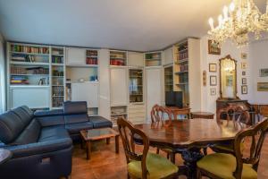 Alpine Townhouse Escape