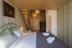 1-BR Apt in Central Tbilisi by Wehost