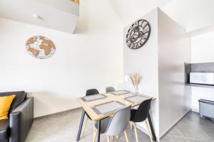 Appartements Magnifique Duplex - CDG : photos des chambres