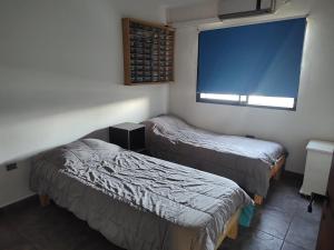 Casa de 2 pisos, Zona Aeropuerto, 3 dormitorios
