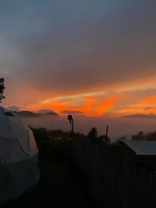 The Apiary Mountain Camp and Farm - Baras