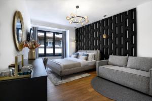 URBAN DOWNTOWN luxury rooms and suites