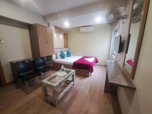 Central Inn, Kolhapur