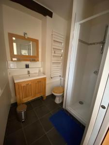 Maisons de vacances La maison bleue : photos des chambres