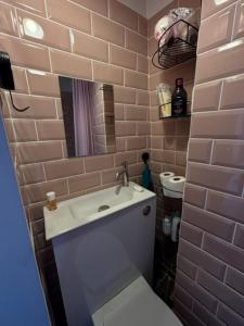 Maisons de vacances La maison bleue : photos des chambres