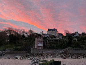 Maisons de vacances La maison bleue : Maison 2 Chambres