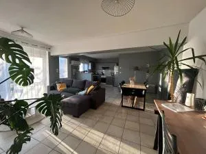 Maison cosy - Entre les deux collines - Margès