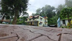 The Alpine Inn