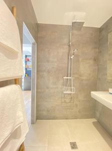 Charm & Comfort Apartment - Heart of Montmartre