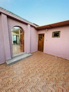 Entire Villa Garden Wi-Fi Near Beach