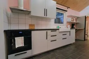 House for Workers & Family Near Volvo - Säve